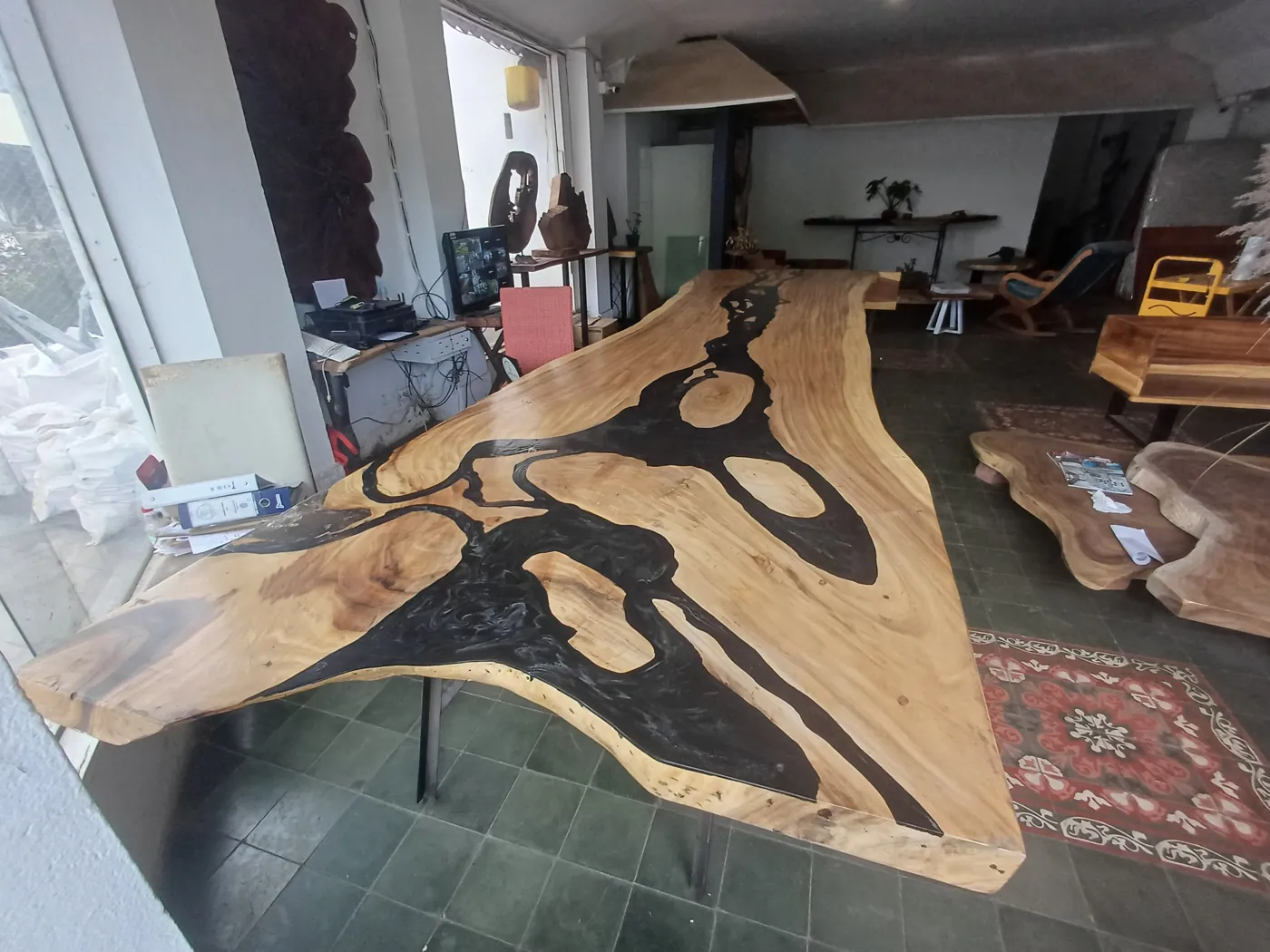 Live edge Saman wood the sierra table